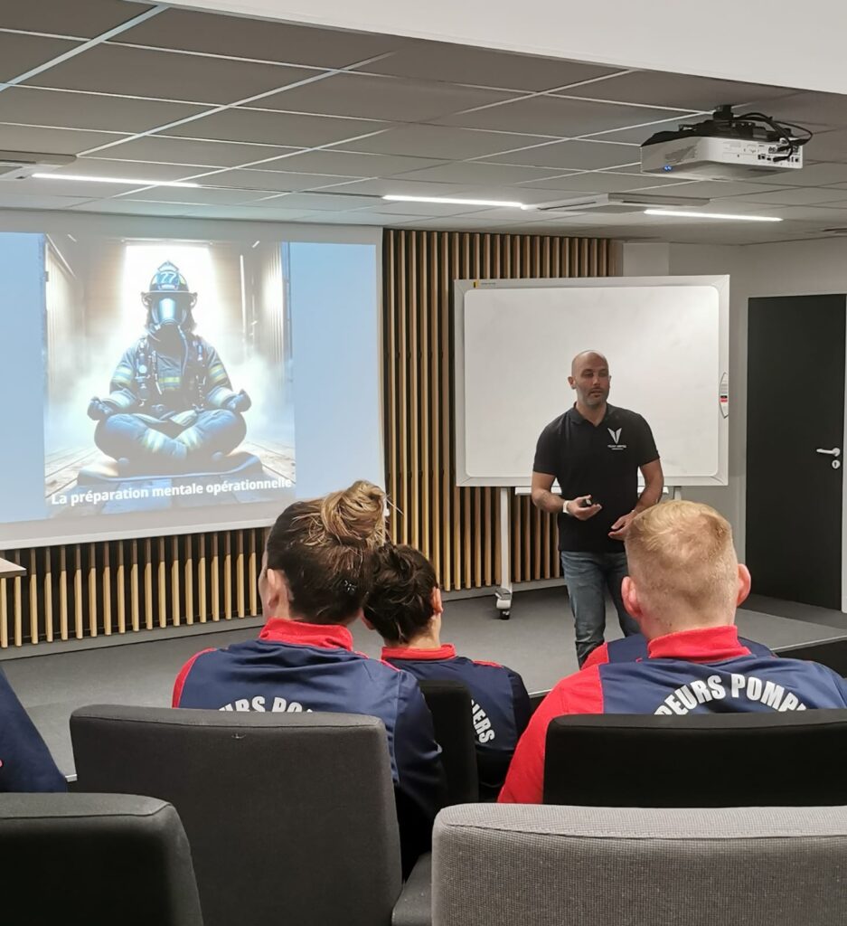 mathieu-maraio-conférencier-sportif-haut-niveau-ile-de-france-apnéiste-gestion-du-stress-émotions-performance-motivation-leadership-séminaires-team-building-RSE